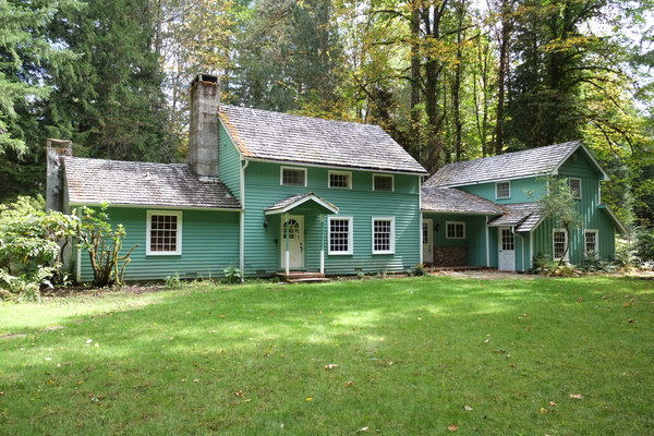 The Country House
